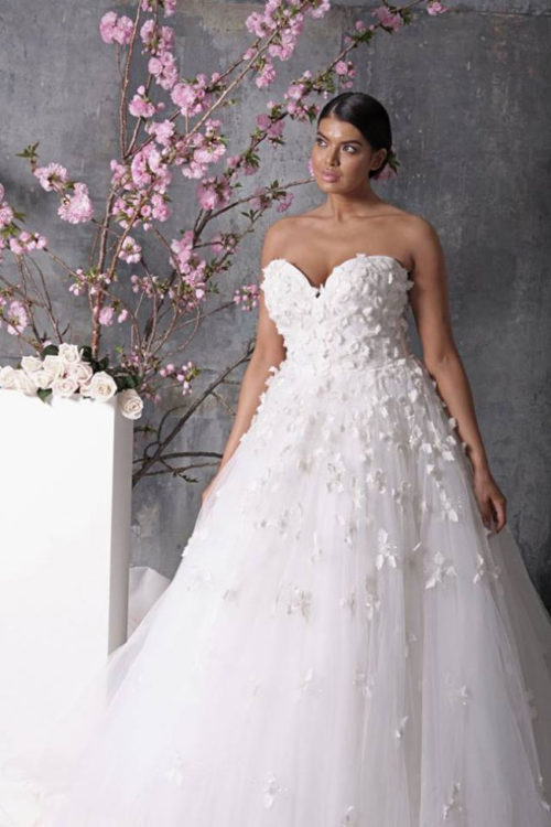 MCCALLS M8402A - Vestidos para mujer en dos longitudes con tres escotes A ( S-M-L