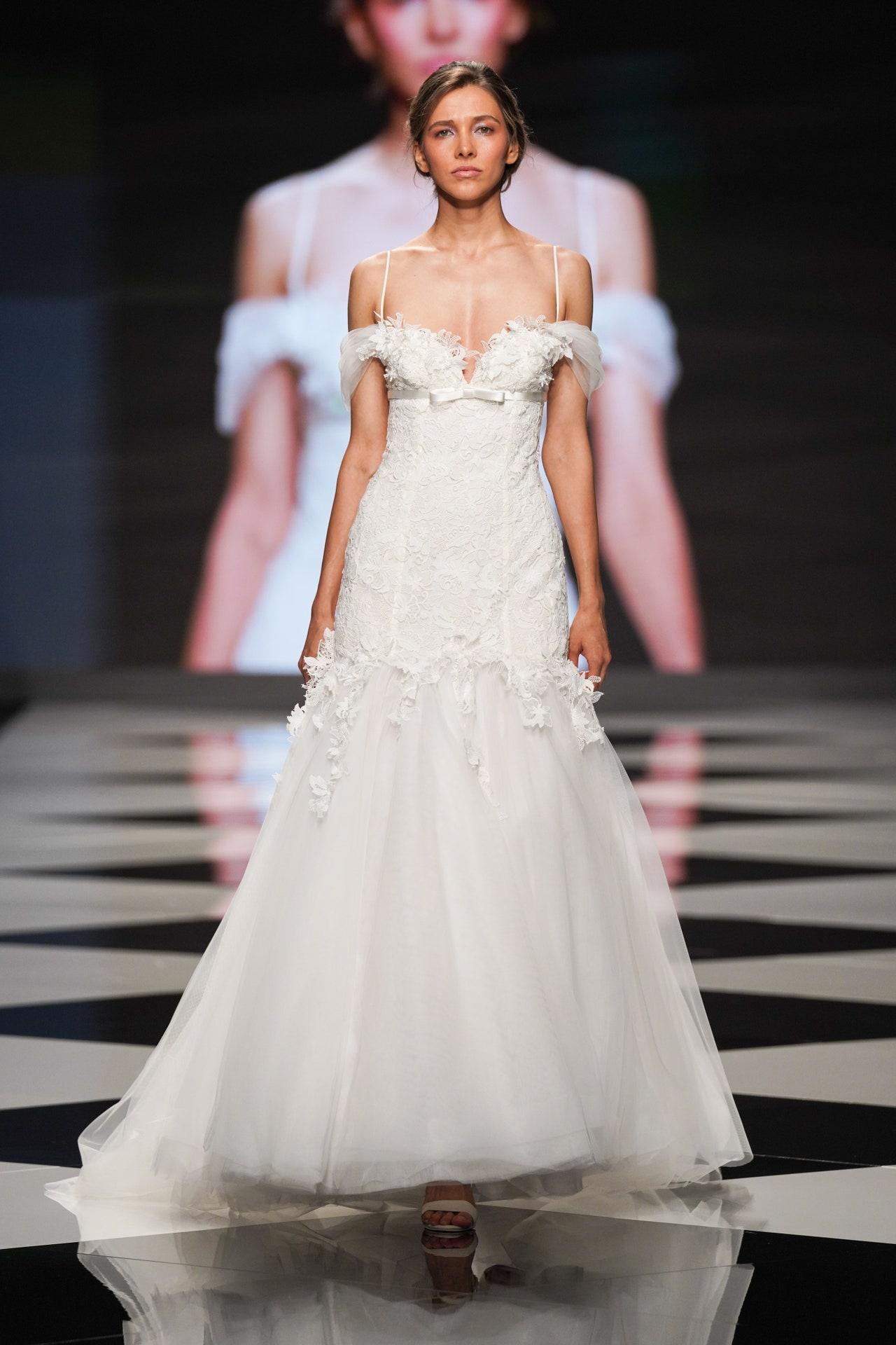 LA SPOSA 2022 È ELEGANTE, SEDUCENTE, ECLETTICA E GREEN - La Fata Madrina